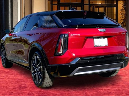 New 2026 Cadillac Optiq Sport 1 image 4