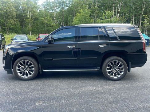 Certified 2020 Cadillac Escalade Premium Luxury w/ Escalade Sport Edition AWD/4WD image 3