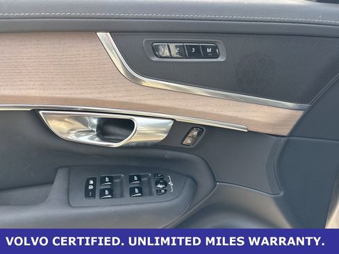 Certified 2025 Volvo XC90 B6 Plus image 15