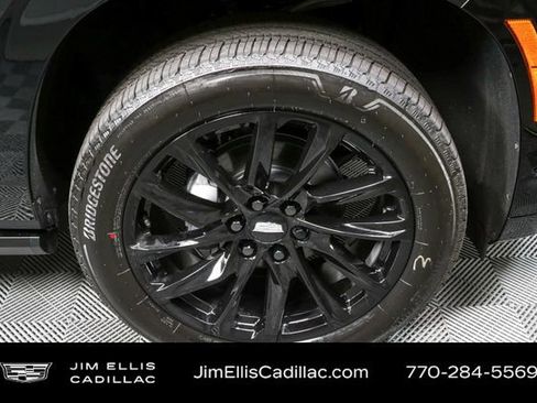 Certified 2026 Cadillac Escalade Luxury image 40