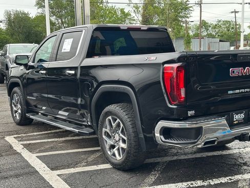 Used 2023 GMC Sierra 1500 SLT AWD/4WD image 7
