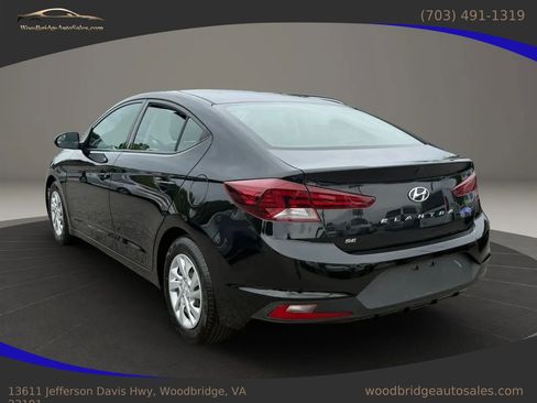 Used 2019 Hyundai Elantra SE w/ Cargo Package FWD image 7