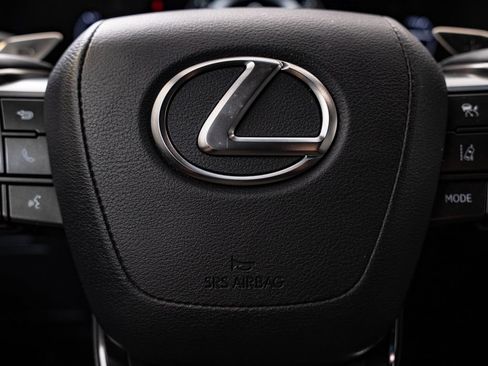 Used 2024 Lexus LX 600 4WD w/ Appearance Package image 32