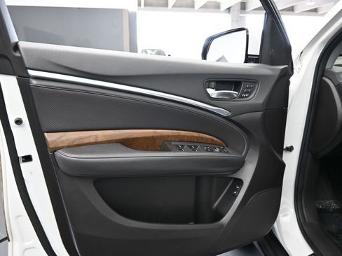 Used 2020 Acura MDX Technology image 18
