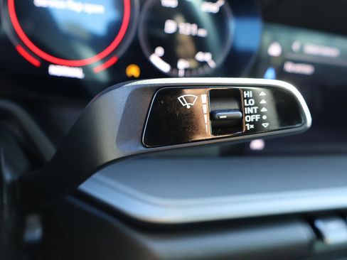 Used 2023 Porsche 911 Carrera w/ Premium Package image 51