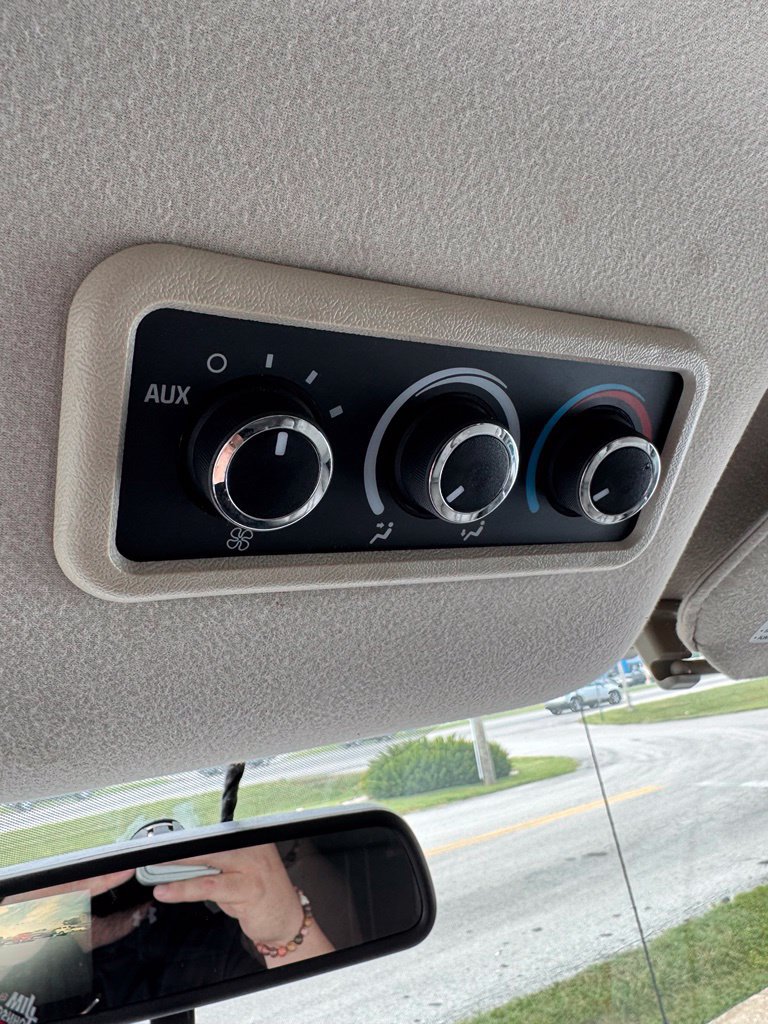 Used 2019 Chevrolet Express 2500 LS RWD image 17