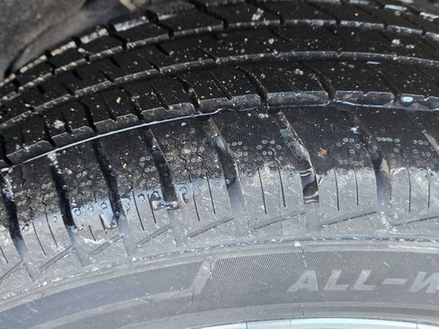 Used 2023 Nissan Rogue SV w/ SV Premium Package image 8