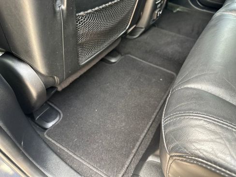Used 2020 Jeep Grand Cherokee Limited RWD image 34