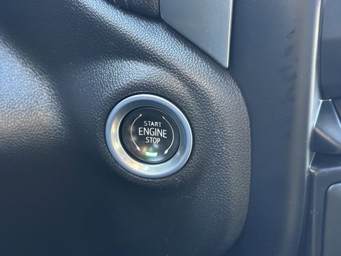 Used 2022 Chevrolet Silverado 1500 LT Trail Boss w/ Bed Protection Package image 36