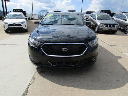 Used 2018 Ford Taurus SHO w/ Driver Assist Package image 3