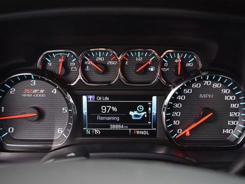 Used 2018 Chevrolet Silverado 1500 LT w/ All Star Edition image 10