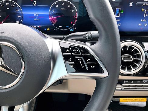 Certified 2025 Mercedes-Benz GLA 250 image 25