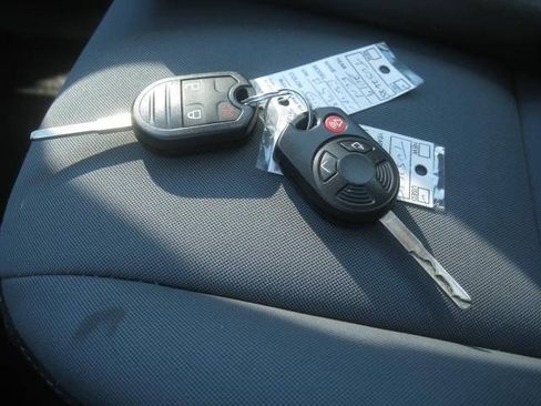 Used 2019 Ford Escape S FWD image 26