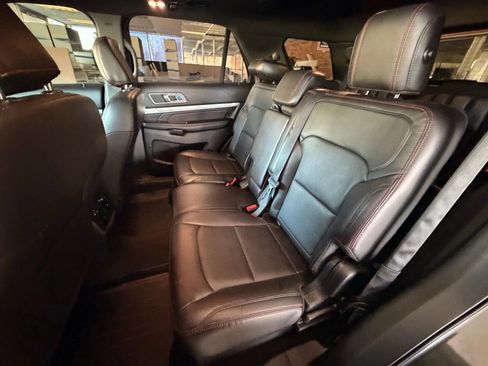 Used 2018 Ford Explorer Sport w/ Equipment Group 401A image 15