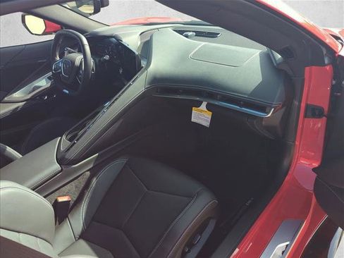 Used 2025 Chevrolet Corvette Z06 RWD image 17