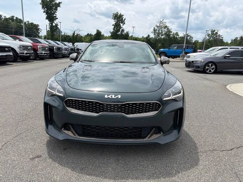 Used 2022 Kia Stinger GT2 RWD image 3