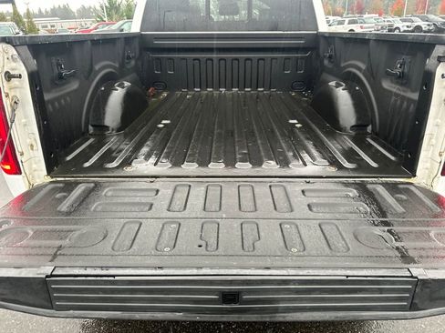 Used 2015 Ford F150 Lariat w/ Equipment Group 502A Luxury image 29