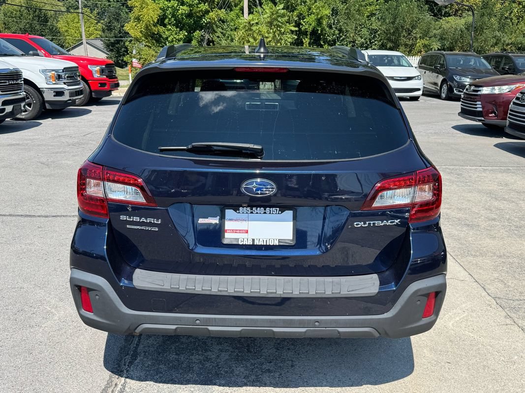 Used 2018 Subaru Outback 2.5i Touring AWD/4WD image 5
