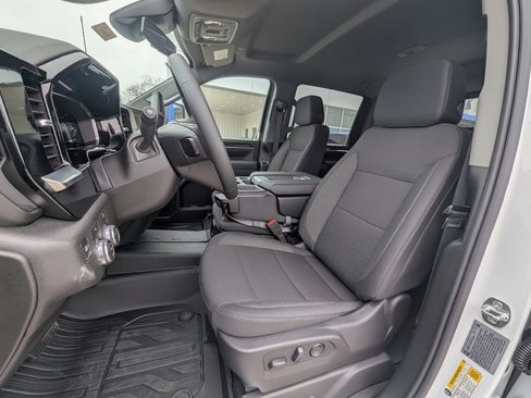 New 2026 GMC Sierra 2500 SLE w/ Preferred Package image 15