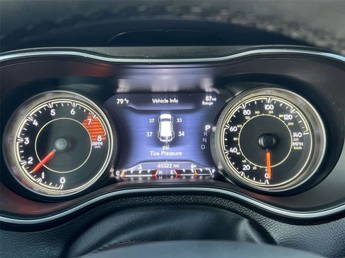 Used 2021 Jeep Cherokee Trailhawk w/ Trailer Tow Group image 14