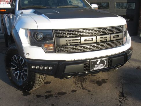 Used 2014 Ford F150 Raptor w/ Equipment Group 801A Luxury image 4