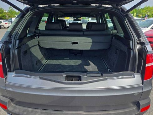 Used 2009 BMW X5 xDrive35d w/ Sport Pkg AWD/4WD image 9