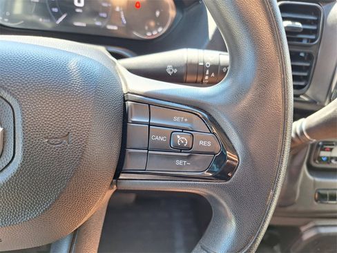 Used 2022 RAM ProMaster 2500 w/ Premium Convenience Group image 16