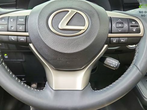 Used 2018 Lexus ES 350 w/ Premier Package FWD image 39