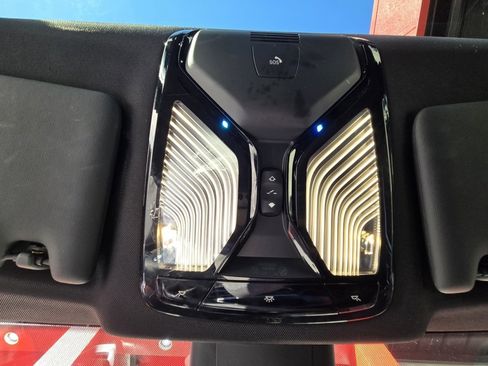 Used 2023 BMW i4 eDrive40 w/ Premium Package image 27