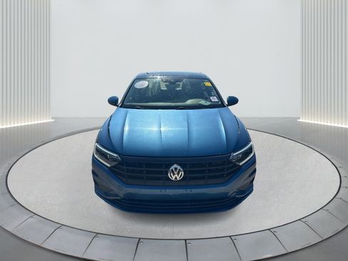 Used 2020 Volkswagen Jetta SEL image 2