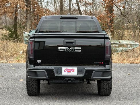 Used 2022 GMC Canyon AT4 image 6