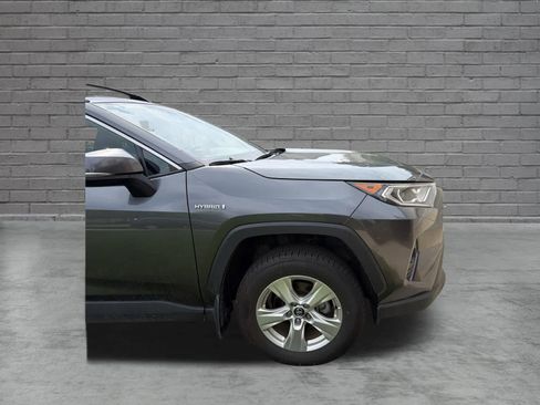Used 2020 Toyota RAV4 XLE w/ Convenience Package AWD/4WD image 14