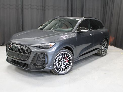 Used 2025 Audi SQ5 Prestige image 14