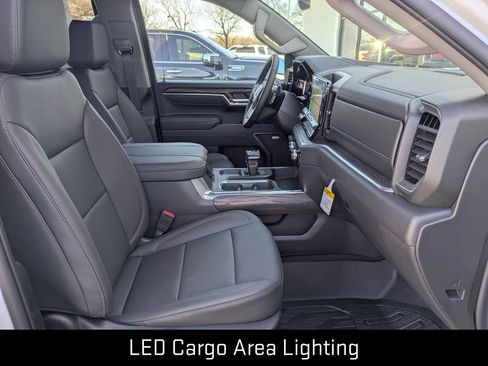 New 2026 GMC Sierra 1500 SLT AWD/4WD image 28