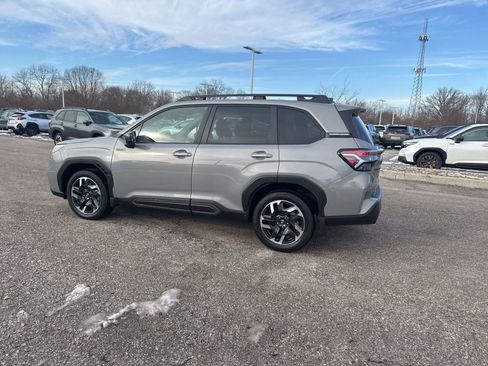 Certified 2025 Subaru Forester Limited image 19