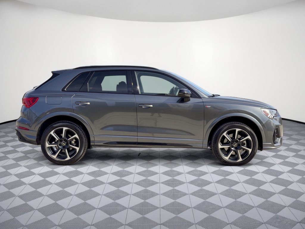Used 2025 Audi Q3 2.0T Premium Plus w/ Premium Plus Package AWD/4WD image 8