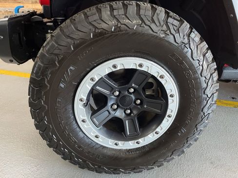 Used 2024 Jeep Wrangler Unlimited Rubicon 4xe AWD/4WD image 5