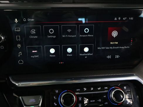 Used 2023 GMC Sierra 1500 Denali w/ Technology Package image 50