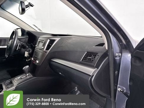 Used 2014 Subaru Outback 2.5i Premium image 26