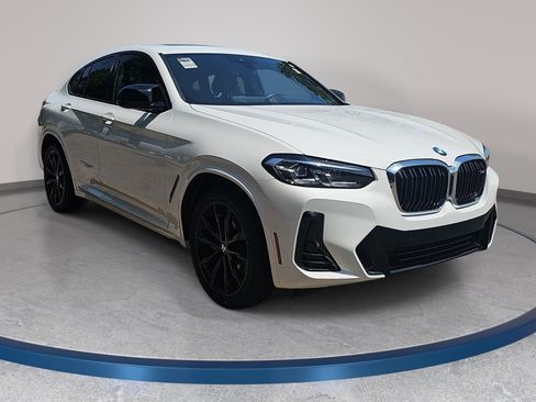 Certified 2024 BMW X4 M40i w/ Premium Package AWD/4WD image 4