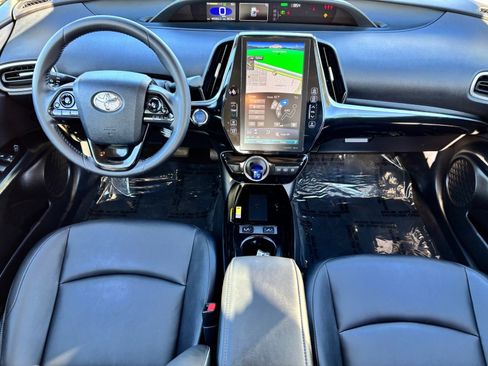 Certified 2022 Toyota Prius Prime XLE image 15
