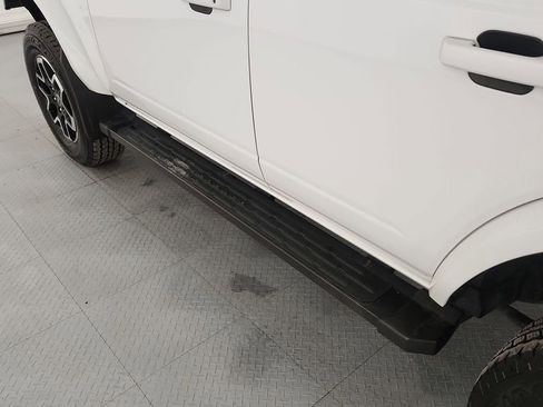 Used 2022 Ford Bronco Outer Banks image 21