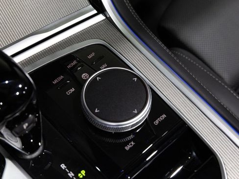 Used 2024 BMW M850i xDrive Convertible image 12