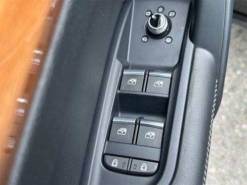 Used 2022 Audi Q5 2.0T Premium Plus image 22