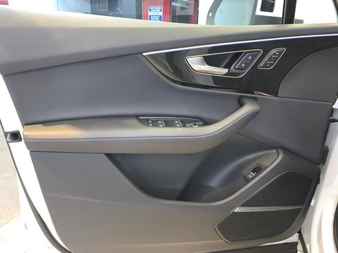 Used 2023 Audi Q7 3.0T Prestige image 14