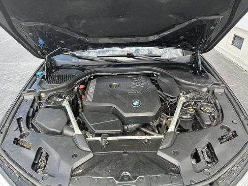 Used 2022 BMW 530i xDrive AWD/4WD image 36