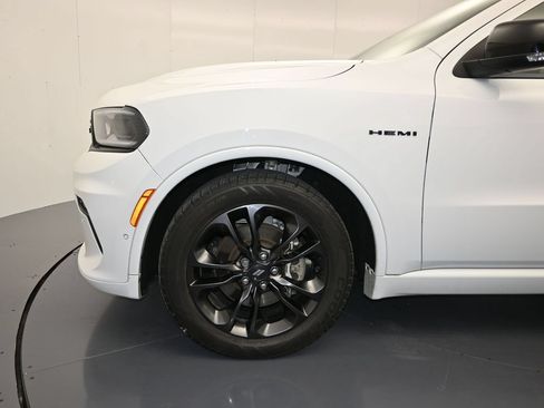 Used 2022 Dodge Durango R/T w/ Blacktop Package RWD image 9