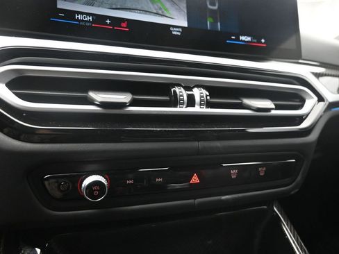 Used 2024 BMW M3 CS image 43