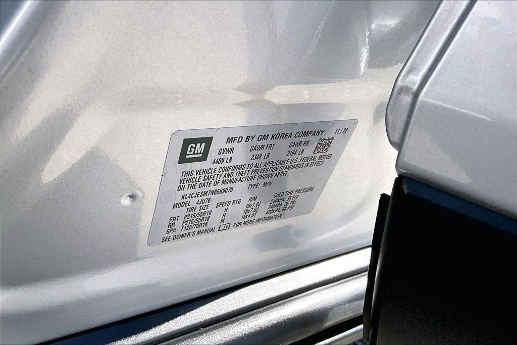 Used 2022 Buick Encore Preferred w/ Safety Package AWD/4WD image 17