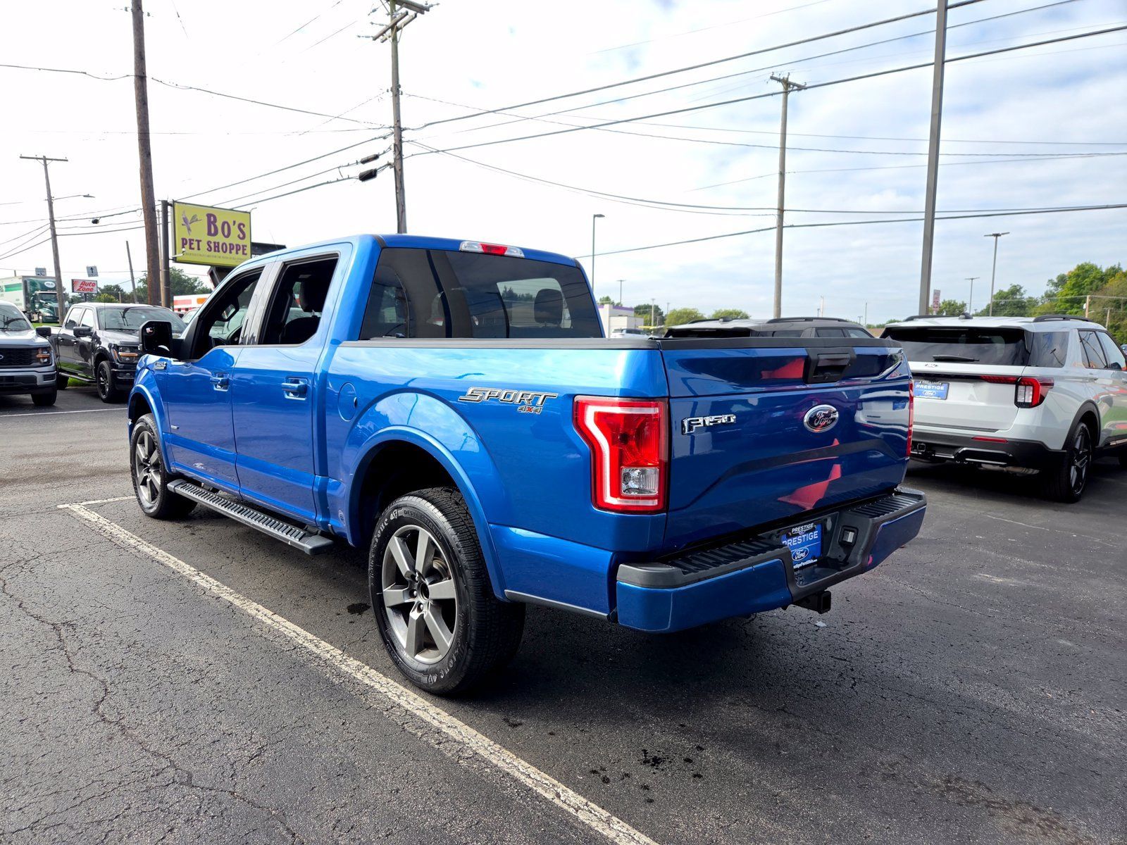 Used 2016 Ford F150 XLT w/ Equipment Group 301A Mid AWD/4WD image 6